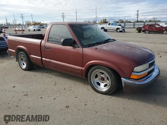 ✅ 1998 Chevrolet S-10 LS • VIN: 1GCCS1442WK247348 • Лот: 51708985. Опубликован ранее на Copart с пробегом 185 239 миль. Бесплатный доступ к архиву аукционных продаж из США и подробный отчёт об истории автомобиля на DreamBid. Изображение 4.