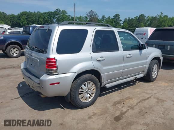 2006 Mercury Mariner Luxury с VIN 4M2CU57106DJ03167, выставлен на аукционе IAAI как лот 42600111 с пробегом 273 239 миль миль и . История ставок и продаж доступна на DreamBid. Изображение 4.