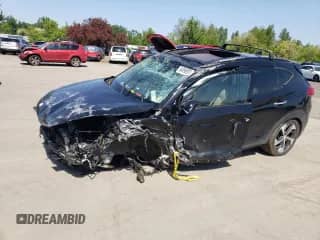 2018 Hyundai Tucson Limited z VIN KM8J3CA28JU696738, wystawiony jako Copart lot #54996535 z przebiegiem Nie podano mil oraz Szkoda całkowita • Salvage title. Historia ofert i sprzedaży dostępna na DreamBid. Obrazek 1.