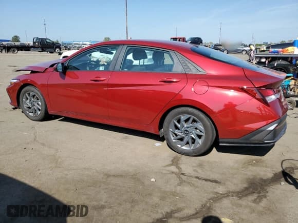 ✅ 2024 Hyundai Elantra SEL • VIN: KMHLM4DG0RU735756 • Lot: 80672735. Listed on Copart with 15,656 mi. Free auction sales archive from the USA and detailed vehicle history report at DreamBid. Image 2.