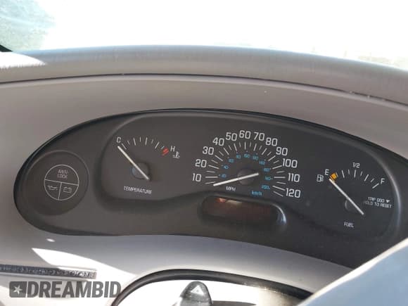 ✅ 2001 Buick Century Custom • VIN: 2G4WS52J111259282 • Lot: 43636023. Listed on IAAI with Not provided. Free auction sales archive from the USA and detailed vehicle history report at DreamBid. Image 7.