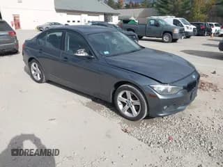 ✅ 2015 BMW 3 Series 328i xDrive • VIN: WBA3B5G56FNS14005 • Лот: 43557267. Опубликован ранее на IAAI с пробегом 154 547 миль. Бесплатный доступ к архиву аукционных продаж из США и подробный отчёт об истории автомобиля на DreamBid. Изображение 1.
