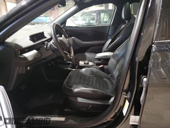 ✅ 2021 Ford Mustang Mach-E GT • VIN: 3FMTK4SE5MME03025 • Лот: 90294015. Опубликован ранее на Copart с пробегом 37 965 миль. Бесплатный доступ к архиву аукционных продаж из США и подробный отчёт об истории автомобиля на DreamBid. Изображение 7.