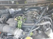 ✅ 2014 Toyota Tundra SR5 • VIN: 5TFDW5F18EX339388 • Lot: 42051275. Wystawiony na IAAI z przebiegiem 170 000 mil. Bezpłatny archiwum sprzedaży aukcyjnych z USA i szczegółowy raport historii pojazdu na DreamBid. Zdjęcie 10.