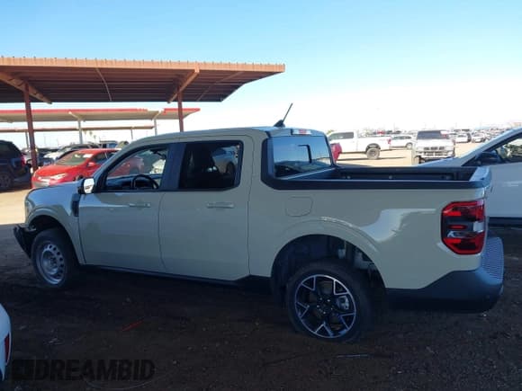 ✅ 2024 Ford Maverick Lariat • VIN: 3FTTW8M38RRA40970 • Lot: 43365762. Listed on IAAI with 20,712 mi. Free auction sales archive from the USA and detailed vehicle history report at DreamBid. Image 14.