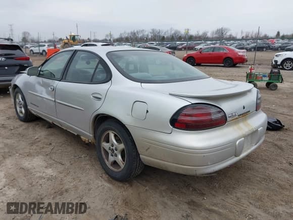 ✅ 2001 Pontiac Grand Prix SE • VIN: 1G2WK52J41F226746 • Лот: 41894636. Опубликован ранее на IAAI с пробегом 136 260 миль. Бесплатный доступ к архиву аукционных продаж из США и подробный отчёт об истории автомобиля на DreamBid. Изображение 3.