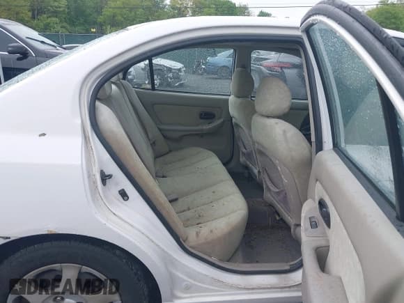 ✅ 2003 Hyundai Elantra GLS • VIN: KMHDN45D33U642081 • Lot: 42242705. Wystawiony na IAAI z przebiegiem 162 234 mil. Bezpłatny archiwum sprzedaży aukcyjnych z USA i szczegółowy raport historii pojazdu na DreamBid. Zdjęcie 8.