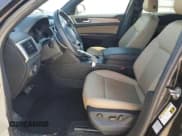 ✅ 2020 Volkswagen Atlas SE • VIN: 1V23C2CA6LC201875 • Lot: 87417525. Wystawiony na Copart z przebiegiem 88 164 mil. Bezpłatny archiwum sprzedaży aukcyjnych z USA i szczegółowy raport historii pojazdu na DreamBid. Zdjęcie 7.