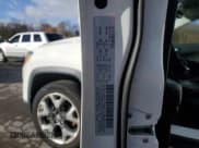 ✅ 2018 Jeep Compass Limited • VIN: 3C4NJDCBXJT234335 • Lot: 91072425. Listed on Copart with 157,478 mi. Free auction sales archive from the USA and detailed vehicle history report at DreamBid. Image 13.