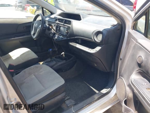 ✅ 2016 Toyota Prius One • VIN: JTDKDTB31G1120450 • Lot: 42539480. Listed on IAAI with 238,726 mi. Free auction sales archive from the USA and detailed vehicle history report at DreamBid. Image 5.