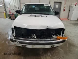 ✅ 2001 Chevrolet S-10 LS • VIN: 1GCDT13W51K256977 • Лот: 85390584. Опубликован ранее на Copart с пробегом 159 294 миль. Бесплатный доступ к архиву аукционных продаж из США и подробный отчёт об истории автомобиля на DreamBid. Изображение 5.