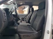 ✅ 2021 Chevrolet Silverado 1500 RST • VIN: 3GCUYEED3MG123232 • Lot: 66660014. Wystawiony na Copart z przebiegiem 41 187 mil. Bezpłatny archiwum sprzedaży aukcyjnych z USA i szczegółowy raport historii pojazdu na DreamBid. Zdjęcie 7.