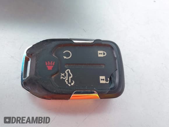 ✅ 2020 Chevrolet Silverado 1500 RST • VIN: 3GCUYEET1LG370089 • Lot: 42082115. Listed on IAAI with 57,447 mi. Free auction sales archive from the USA and detailed vehicle history report at DreamBid. Image 11.