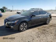 ✅ 2019 Nissan Altima SV • VIN: 1N4BL4DV7KC129499 • Лот: 91285185. Опубликован ранее на Copart с пробегом 111 329 миль. Бесплатный доступ к архиву аукционных продаж из США и подробный отчёт об истории автомобиля на DreamBid. Изображение 1.