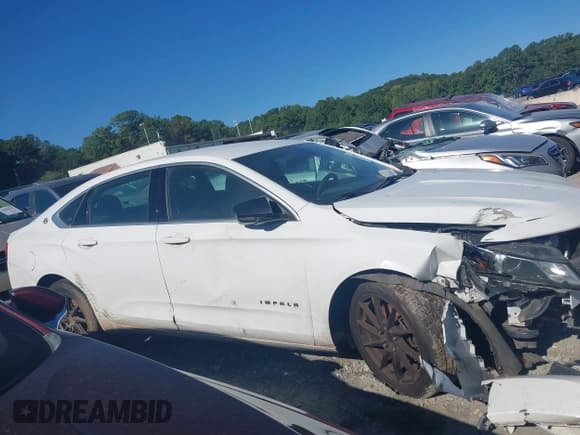 ✅ 2017 Chevrolet Impala LS • VIN: 2G11X5SAXH9156060 • Lot: 43067502. Listed on IAAI with 247,452 mi. Free auction sales archive from the USA and detailed vehicle history report at DreamBid. Image 14.