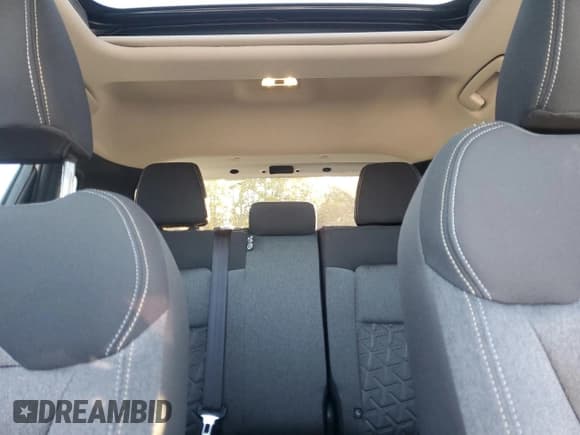 ✅ 2025 Nissan Kicks SV • VIN: 3N8AP6CB1SL439010 • Lot: 82571185. Wystawiony na Copart z przebiegiem 800 mil. Bezpłatny archiwum sprzedaży aukcyjnych z USA i szczegółowy raport historii pojazdu na DreamBid. Zdjęcie 10.