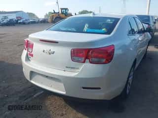 2014 Chevrolet Malibu LT with VIN 1G11C5SL6EF248492, listed as a IAAI auction lot 42856982 with 126,000 mi miles and . Bid and sale history available at DreamBid. Image 4.