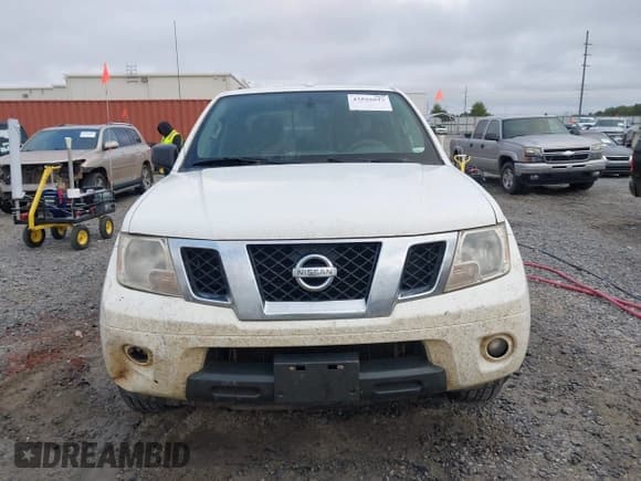 ✅ 2014 Nissan Frontier SL • VIN: 1N6AD0FV8EN713313 • Lot: 43555093. Wystawiony na IAAI z przebiegiem 246 504 mil. Bezpłatny archiwum sprzedaży aukcyjnych z USA i szczegółowy raport historii pojazdu na DreamBid. Zdjęcie 12.