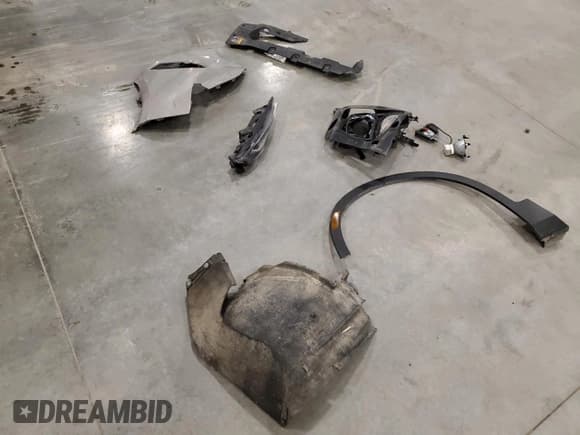 ✅ 2021 Chevrolet Blazer LT • VIN: 3GNKBJRS8MS566409 • Лот: 82422465. Опубликован ранее на Copart с пробегом 40 079 миль. Бесплатный доступ к архиву аукционных продаж из США и подробный отчёт об истории автомобиля на DreamBid. Изображение 13.