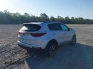 ✅ 2022 Kia Sportage Nightfall • VIN: KNDP63AC4N7947306 • Lot: 42052353. Listed on IAAI with 82,714 mi. Free auction sales archive from the USA and detailed vehicle history report at DreamBid. Image 4.