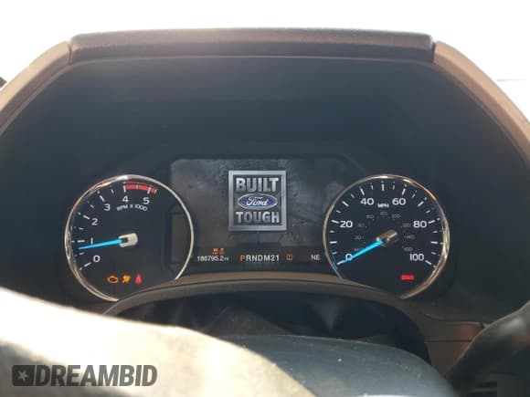 ✅ 2019 Ford F-250 XL • VIN: 1FT7W2BT4KEC56843 • Lot: 65622775. Listed on Copart with 186,795 mi. Free auction sales archive from the USA and detailed vehicle history report at DreamBid. Image 9.