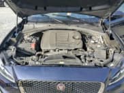 ✅ 2019 Jaguar F-Pace 25t Premium • VIN: SADCJ2FX9KA398045 • Lot: 44825055. Wystawiony na Copart z przebiegiem 88 744 mil. Bezpłatny archiwum sprzedaży aukcyjnych z USA i szczegółowy raport historii pojazdu na DreamBid. Zdjęcie 13.