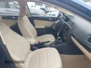 ✅ 2016 Volkswagen Jetta SEL • VIN: 3VWL07AJ3GM387578 • Lot: 42477412. Listed on IAAI with 80,552 mi. Free auction sales archive from the USA and detailed vehicle history report at DreamBid. Image 5.