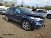 ✅ 2024 Buick Enclave Essence • VIN: 5GAEVAKW7RJ108834 • Lot: 55072515. Wystawiony na Copart z przebiegiem 19 483 mil. Bezpłatny archiwum sprzedaży aukcyjnych z USA i szczegółowy raport historii pojazdu na DreamBid. Zdjęcie 4.