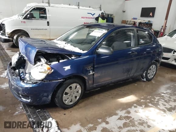 ✅ 2008 Hyundai Accent GS • VIN: KMHCM36C68U101726 • Лот: 41395891. Опубликован ранее на IAAI с пробегом 51 729 миль. Бесплатный доступ к архиву аукционных продаж из США и подробный отчёт об истории автомобиля на DreamBid. Изображение 2.