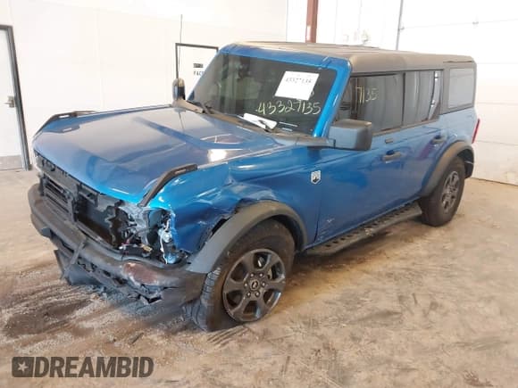 ✅ 2021 Ford Bronco • VIN: 1FMDE5BH3MLA79442 • Lot: 43327135. Wystawiony na IAAI z przebiegiem 44 767 mil. Bezpłatny archiwum sprzedaży aukcyjnych z USA i szczegółowy raport historii pojazdu na DreamBid. Zdjęcie 2.