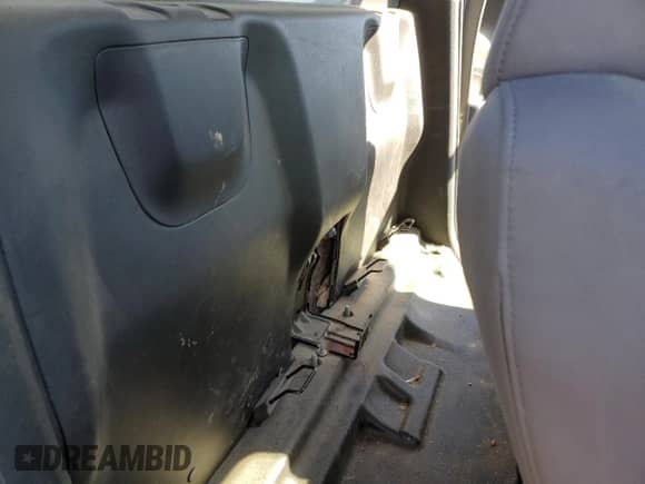 2018 Chevrolet Colorado 2WD Work Truck with VIN 1GCHSBEA4J1310030, listed as a Copart auction lot 82782605 with 198,996 mi miles and Clean title. Bid and sale history available at DreamBid. Image 10.