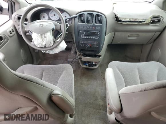 ✅ 2003 Dodge Caravan SE • VIN: 1D4GP25B63B167362 • Lot: 57878515. Wystawiony na Copart z przebiegiem 157 837 mil. Bezpłatny archiwum sprzedaży aukcyjnych z USA i szczegółowy raport historii pojazdu na DreamBid. Zdjęcie 8.