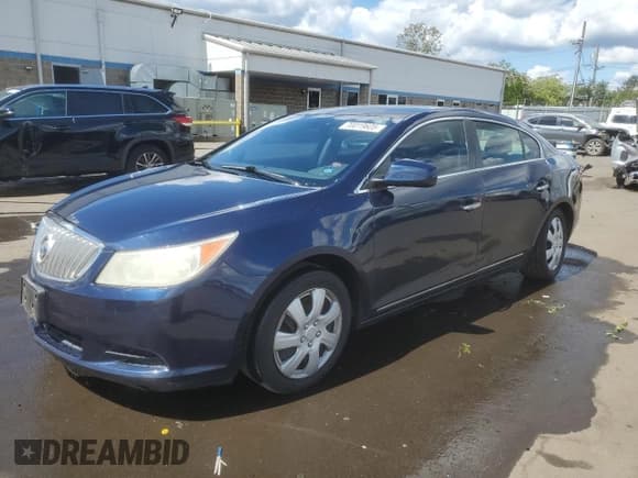 ✅ 2011 Buick LaCrosse CX • VIN: 1G4GA5ED0BF155812 • Lot: 70019605. Listed on Copart with 187,405 mi. Free auction sales archive from the USA and detailed vehicle history report at DreamBid. Image 1.