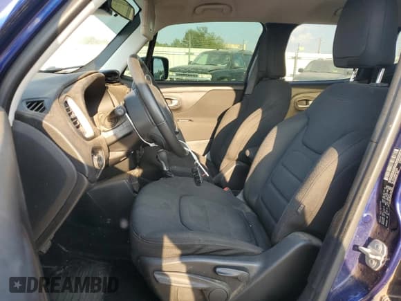 ✅ 2018 Jeep Renegade Altitude • VIN: ZACCJABB3JPH13792 • Lot: 81133135. Listed on Copart with 101,341 mi. Free auction sales archive from the USA and detailed vehicle history report at DreamBid. Image 7.