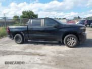 ✅ 2020 Chevrolet Silverado 1500 RST • VIN: 3GCUYEED8LG226418 • Lot: 43278121. Wystawiony na IAAI z przebiegiem 131 343 mil. Bezpłatny archiwum sprzedaży aukcyjnych z USA i szczegółowy raport historii pojazdu na DreamBid. Zdjęcie 13.