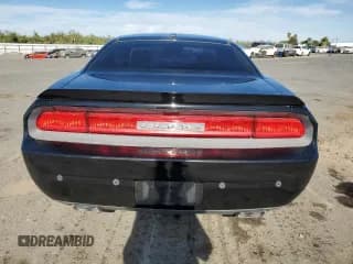 ✅ 2012 Dodge Challenger R/T Plus • VIN: 2C3CDYBT1CH186742 • Lot: 76144944. Wystawiony na Copart z przebiegiem 198 600 mil. Bezpłatny archiwum sprzedaży aukcyjnych z USA i szczegółowy raport historii pojazdu na DreamBid. Zdjęcie 6.