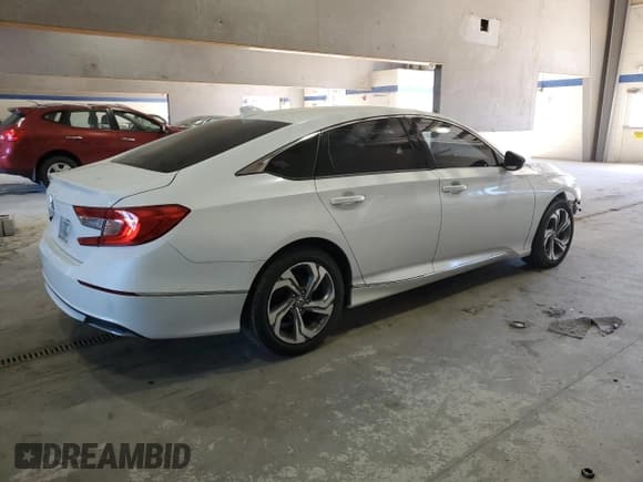 ✅ 2018 Honda Accord EX • VIN: 1HGCV1F45JA118296 • Lot: 85761415. Wystawiony na Copart z przebiegiem 109 273 mil. Bezpłatny archiwum sprzedaży aukcyjnych z USA i szczegółowy raport historii pojazdu na DreamBid. Zdjęcie 3.