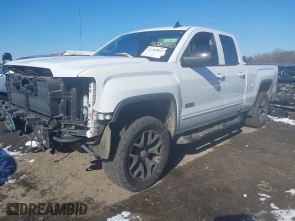 ✅ 2018 GMC Sierra 1500 SLT • VIN: 1GTV2NEC5JZ108868 • Lot: 41282062. Wystawiony na IAAI z przebiegiem 165 793 mil. Bezpłatny archiwum sprzedaży aukcyjnych z USA i szczegółowy raport historii pojazdu na DreamBid. Zdjęcie 2.