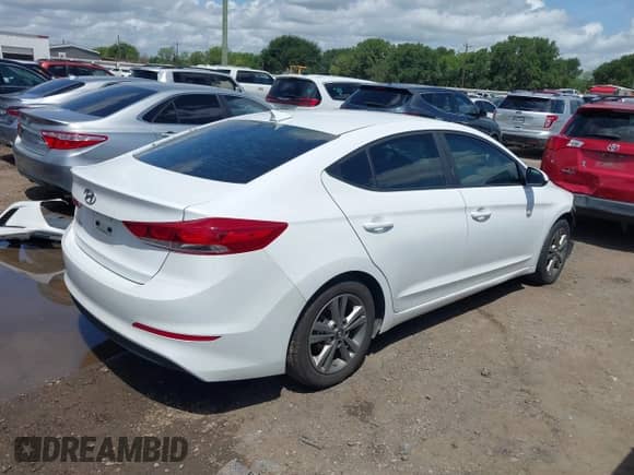 2018 Hyundai Elantra Limited с VIN 5NPD84LF1JH292943, выставлен на аукционе IAAI как лот 42623929 с пробегом 73 323 миль миль и . История ставок и продаж доступна на DreamBid. Изображение 4.