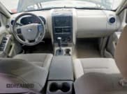 ✅ 2006 Ford Explorer XLT • VIN: 1FMEU63E46UB21759 • Lot: 60162015. Wystawiony na Copart z przebiegiem 156 234 mil. Bezpłatny archiwum sprzedaży aukcyjnych z USA i szczegółowy raport historii pojazdu na DreamBid. Zdjęcie 8.