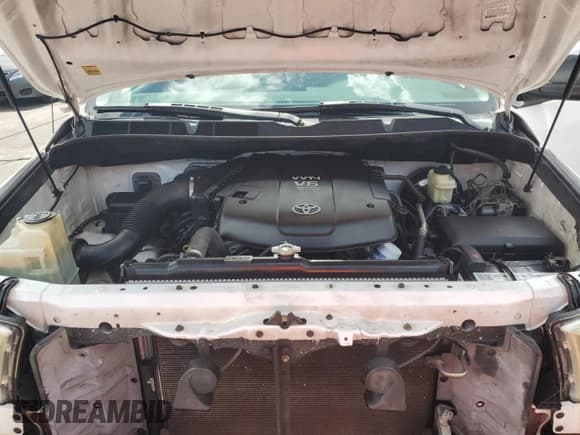 ✅ 2009 Toyota Tundra • VIN: 5TFLU52149X019322 • Lot: 65157765. Listed on Copart with 203,447 mi. Free auction sales archive from the USA and detailed vehicle history report at DreamBid. Image 11.