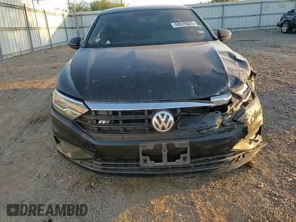 ✅ 2020 Volkswagen Jetta S • VIN: 3VWC57BU9LM088617 • Лот: 92078825. Опубликован ранее на Copart с пробегом 52 662 миль. Бесплатный доступ к архиву аукционных продаж из США и подробный отчёт об истории автомобиля на DreamBid. Изображение 13.