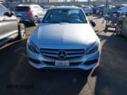 ✅ 2017 Mercedes-Benz C 300 • VIN: 55SWF4JB4HU208779 • Лот: 43576935. Опубликован ранее на IAAI с пробегом 50 245 миль. Бесплатный доступ к архиву аукционных продаж из США и подробный отчёт об истории автомобиля на DreamBid. Изображение 13.