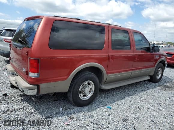 ✅ 2001 Ford Excursion Limited • VIN: 1FMNU42S41ED04559 • Lot: 81928395. Wystawiony na Copart z przebiegiem 189 700 mil. Bezpłatny archiwum sprzedaży aukcyjnych z USA i szczegółowy raport historii pojazdu na DreamBid. Zdjęcie 3.