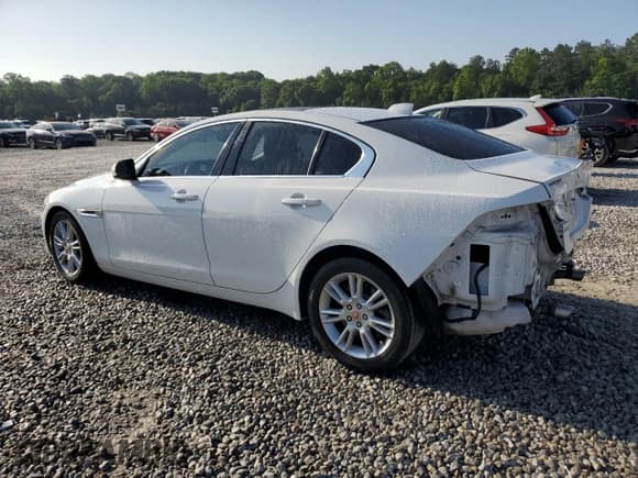 ✅ 2019 Jaguar XE 25t Premium • VIN: SAJAD4FX4KCP45437 • Lot: 55607455. Wystawiony na Copart z przebiegiem 80 766 mil. Bezpłatny archiwum sprzedaży aukcyjnych z USA i szczegółowy raport historii pojazdu na DreamBid. Zdjęcie 2.