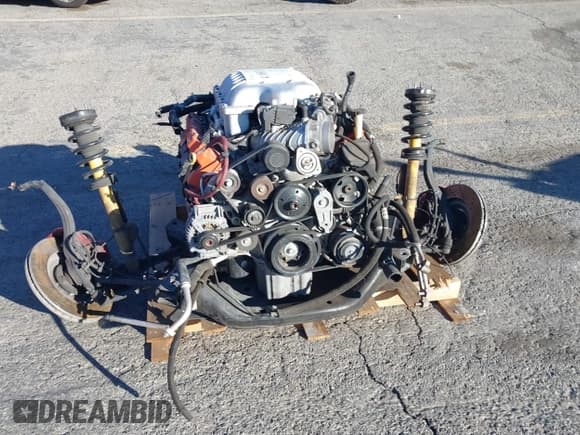 ✅ 2016 Dodge Charger SRT Hellcat • VIN: 2C3CDXL97GH338803 • Lot: 41083258. Wystawiony na IAAI z przebiegiem Nie podano. Bezpłatny archiwum sprzedaży aukcyjnych z USA i szczegółowy raport historii pojazdu na DreamBid. Zdjęcie 4.