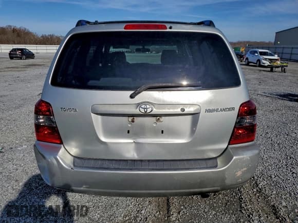 ✅ 2004 Toyota Highlander • VIN: JTEDD21A440083085 • Lot: 94926025. Wystawiony na Copart z przebiegiem 258 794 mil. Bezpłatny archiwum sprzedaży aukcyjnych z USA i szczegółowy raport historii pojazdu na DreamBid. Zdjęcie 6.