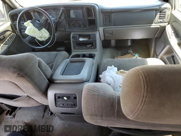 ✅ 2005 Chevrolet Suburban Z71 • VIN: 3GNFK16Z05G109536 • Лот: 46435445. Опубликован ранее на Copart с пробегом 319 814 миль. Бесплатный доступ к архиву аукционных продаж из США и подробный отчёт об истории автомобиля на DreamBid. Изображение 8.