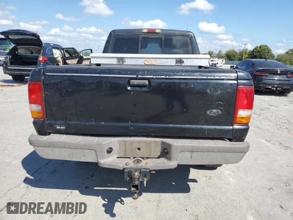 ✅ 1995 Ford Ranger Splash • VIN: 1FTCR14X6STA56185 • Лот: 81682915. Опубликован ранее на Copart с пробегом 196 542 миль. Бесплатный доступ к архиву аукционных продаж из США и подробный отчёт об истории автомобиля на DreamBid. Изображение 6.