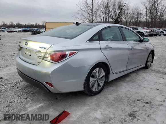 ✅ 2014 Hyundai Sonata Limited • VIN: KMHEC4A45EA102381 • Lot: 89015955. Listed on Copart with 160,628 mi. Free auction sales archive from the USA and detailed vehicle history report at DreamBid. Image 3.